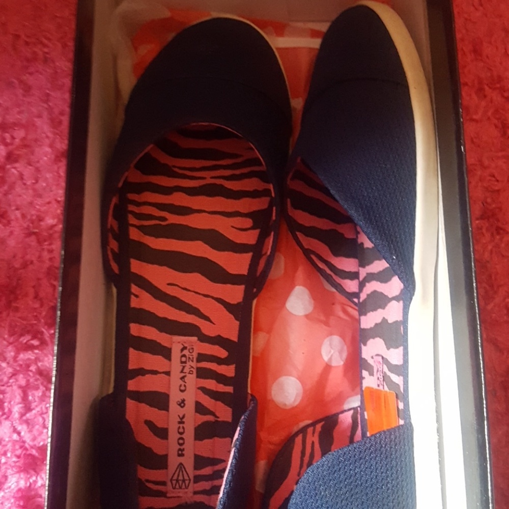 Women's shoes